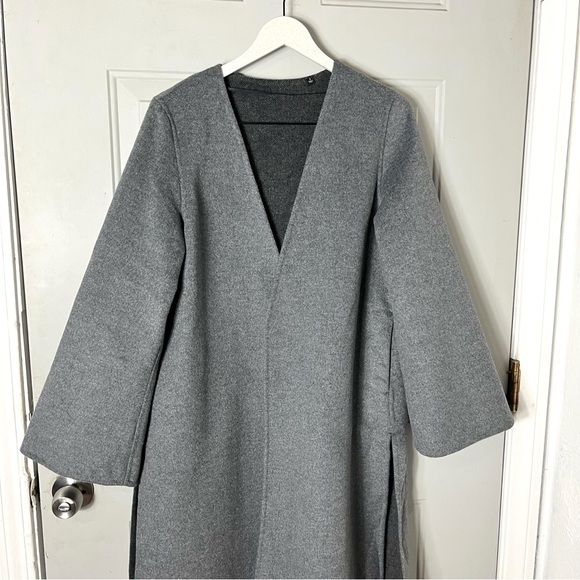 Uniqlo Minimalist Oversized Modern Double Face Wrap Coat Wool Blend size small - Picture 3 of 9